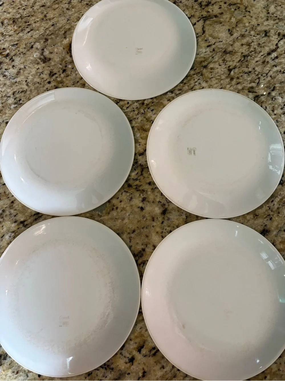 Vintage Corelle “Old Town Blue” 8.5” plates- Set of 5 - Picture 7 of 8
